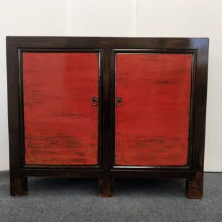 Cómoda Lacada Dos Puertas