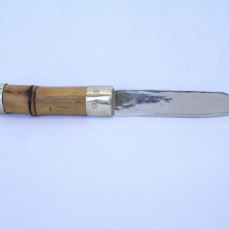 Cuchillo de bambú